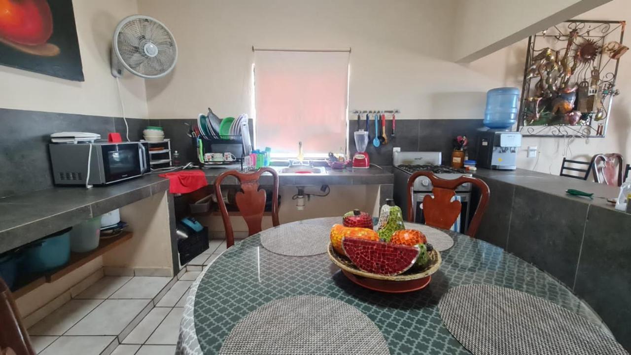 דירות מזטלן Casa A Pie De Playa Isla De La Piedra מראה חיצוני תמונה